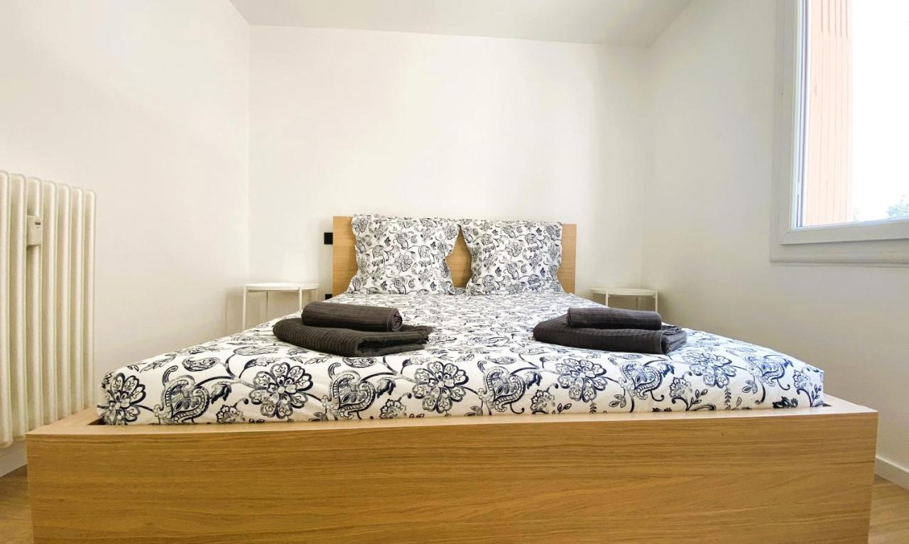 אנטיב Marie Antoinette - Appartement 2 Chambres, Centre Ville, Terrasse, Moderne מראה חיצוני תמונה