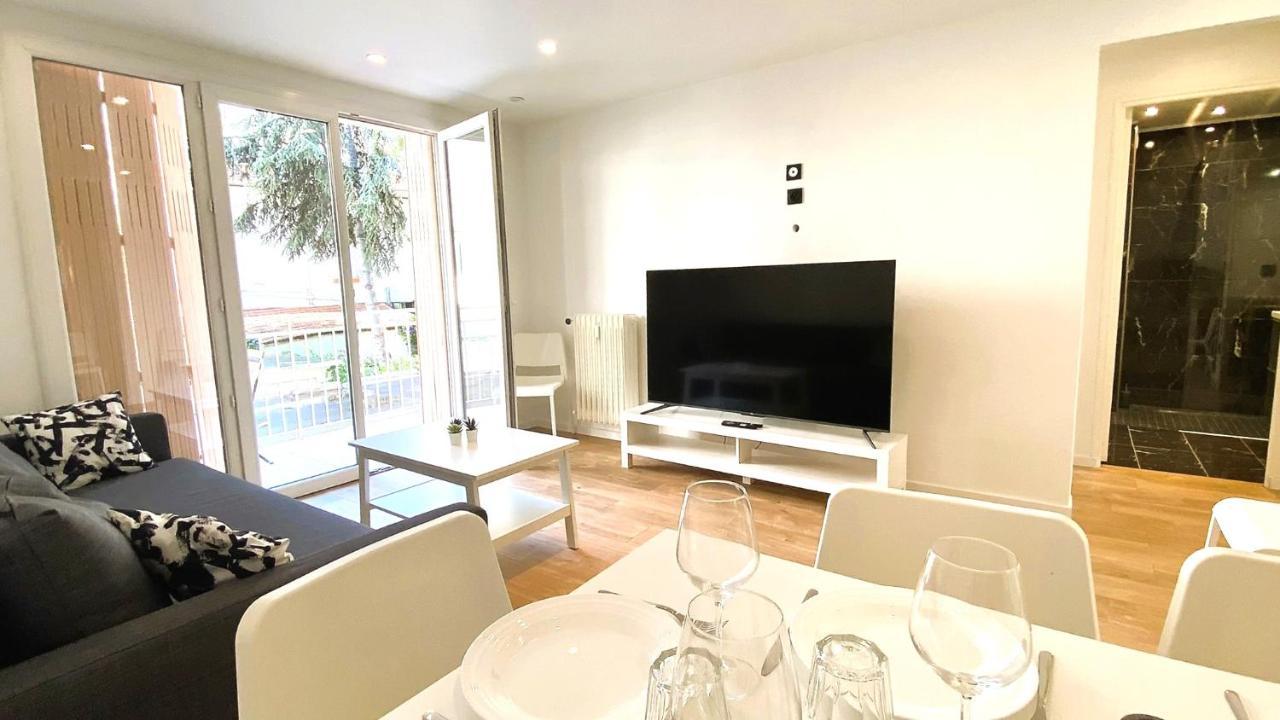 אנטיב Marie Antoinette - Appartement 2 Chambres, Centre Ville, Terrasse, Moderne מראה חיצוני תמונה